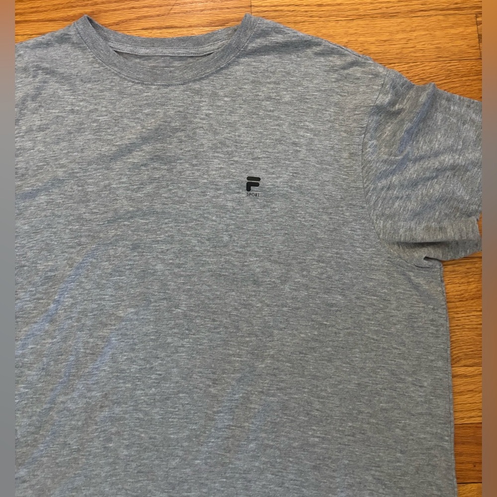 Fila Sport T-Shirt Men’s XL Gray Logo Crew Neck Tee Casualwear Athleticwear - Picture 3 of 6
